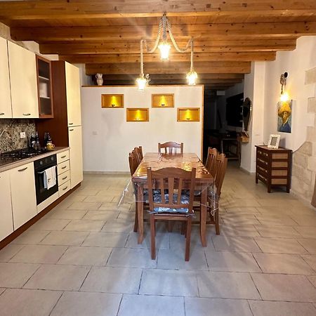 卡诺萨-迪普利亚Casa Di Nonna Rosa住宿加早餐旅馆 外观 照片